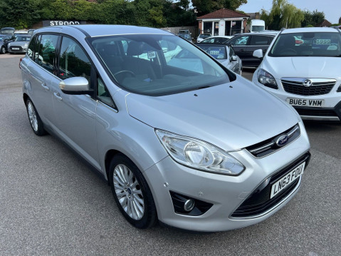 Ford Grand C-Max 1.0T EcoBoost Titanium Euro 5 (s/s) 5dr 1