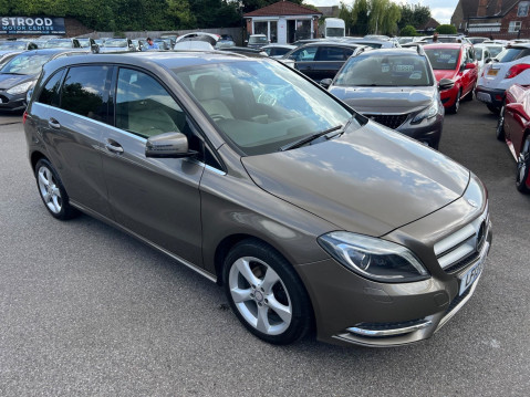 Mercedes-Benz B Class 1.6 B180 BlueEfficiency Sport 7G-DCT Euro 5 (s/s) 5dr 9