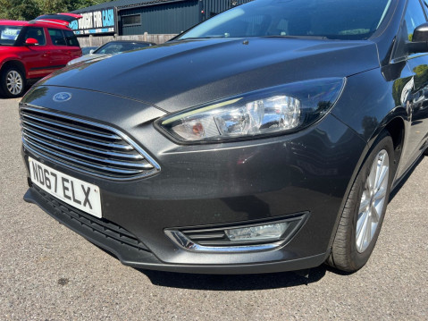 Ford Focus 1.0T EcoBoost Titanium Euro 6 (s/s) 5dr 11