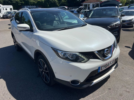 Nissan Qashqai 1.2 DIG-T Tekna 2WD Euro 5 (s/s) 5dr