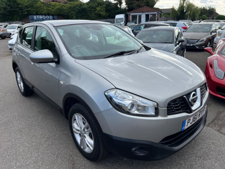 Nissan Qashqai 1.6 Acenta 2WD Euro 5 (s/s) 5dr