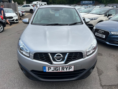 Nissan Qashqai 1.6 Acenta 2WD Euro 5 (s/s) 5dr 4