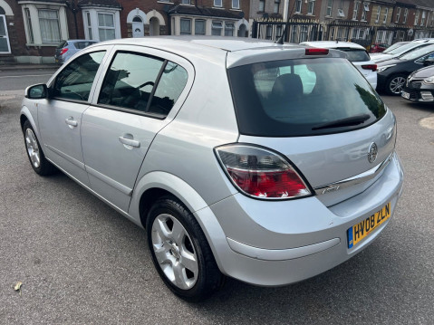 Vauxhall Astra 1.7 CDTi 16v Club 5dr 3