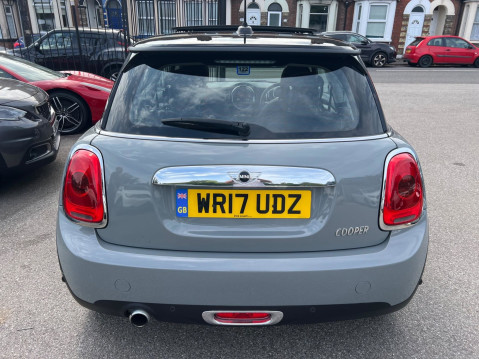 Mini Hatch 1.5 Cooper Euro 6 (s/s) 3dr 6