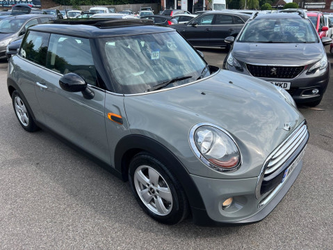 Mini Hatch 1.5 Cooper Euro 6 (s/s) 3dr 9