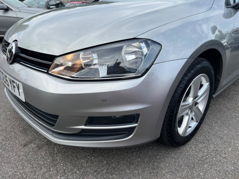 Volkswagen Golf 1.6 TDI BlueMotion Tech Match DSG Euro 5 (s/s) 5dr 11