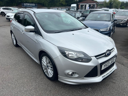 Ford Focus 1.0T EcoBoost Zetec S Euro 5 (s/s) 5dr