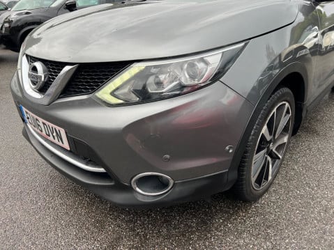 Nissan Qashqai 1.2 DIG-T Tekna XTRON 2WD Euro 6 (s/s) 5dr 10