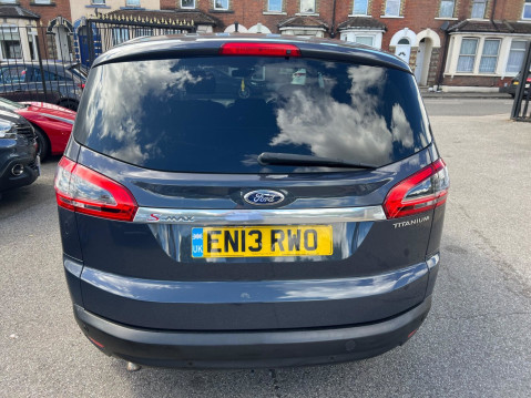 Ford S-Max 2.0 TDCi Titanium Euro 5 5dr 5