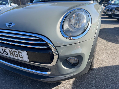 Mini Hatch 1.5 Cooper Auto Euro 6 (s/s) 5dr 8