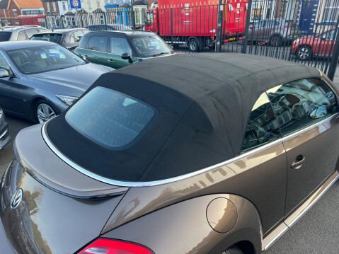 Volkswagen Beetle 1.4 TSI Design Cabriolet Euro 5 2dr 15