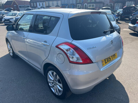 Suzuki Swift 1.2 Dualjet SZ4 Euro 5 (s/s) 5dr 4