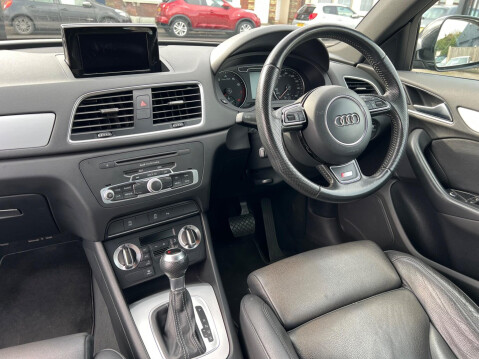 Audi Q3 1.4 TFSI S line S Tronic Euro 6 (s/s) 5dr 17