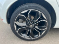 Renault Clio 0.9 TCe Iconic Euro 6 (s/s) 5dr 17