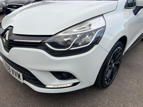 Renault Clio 0.9 TCe Iconic Euro 6 (s/s) 5dr 10