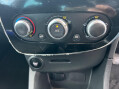 Renault Clio 0.9 TCe Iconic Euro 6 (s/s) 5dr 34