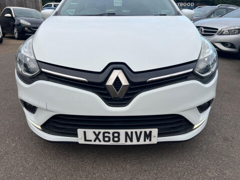 Renault Clio 0.9 TCe Iconic Euro 6 (s/s) 5dr 9