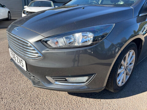 Ford Focus 1.0T EcoBoost Titanium Euro 6 (s/s) 5dr 11