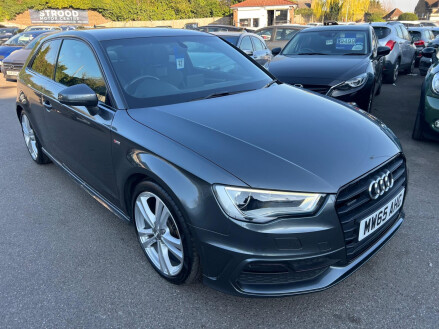 Audi A3 2.0 TDI S line S Tronic quattro Euro 6 (s/s) 3dr (Nav)