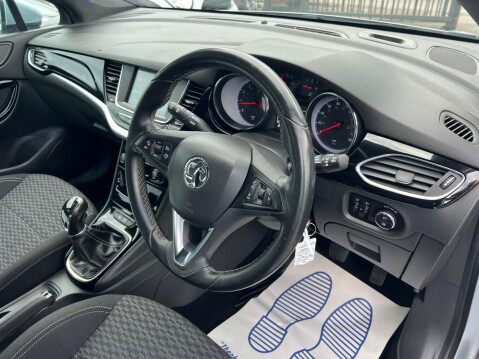 Vauxhall Astra 1.4i SRi Euro 6 5dr 18