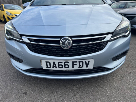 Vauxhall Astra 1.4i SRi Euro 6 5dr 9