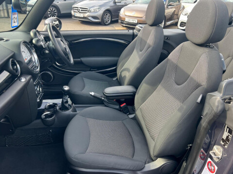 Mini Convertible 1.6 One Euro 6 2dr 21