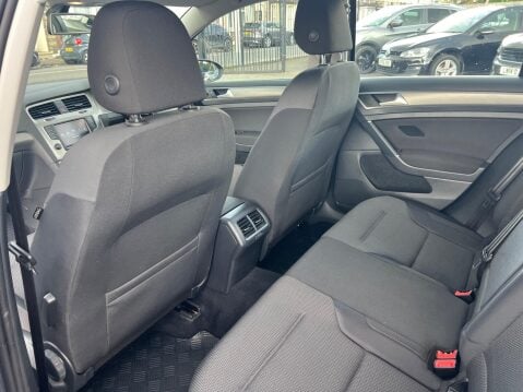 Volkswagen Golf 1.6 TDI BlueMotion Tech Match Edition DSG Euro 6 (s/s) 5dr 24