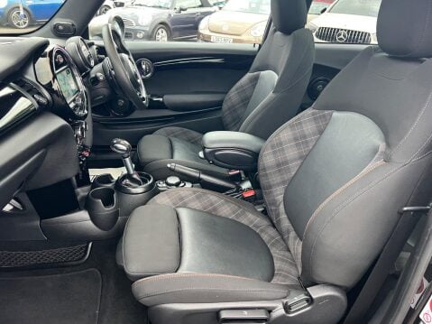 Mini Hatch 2.0 Cooper S Seven Auto Euro 6 (s/s) 3dr 29