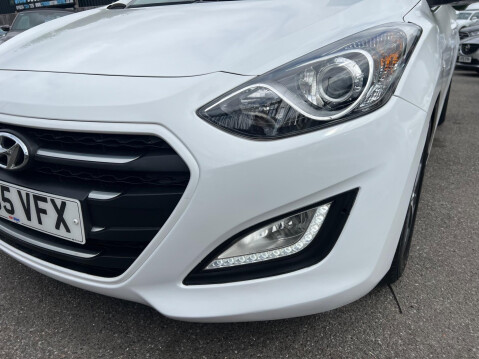 Hyundai i30 1.6 SE Auto Euro 6 5dr 11