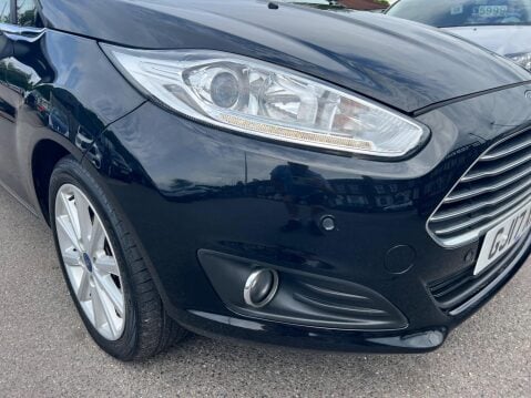 Ford Fiesta 1.0T EcoBoost Titanium Euro 6 (s/s) 5dr 12