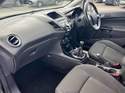 Ford Fiesta 1.0T EcoBoost Titanium Euro 6 (s/s) 5dr 23