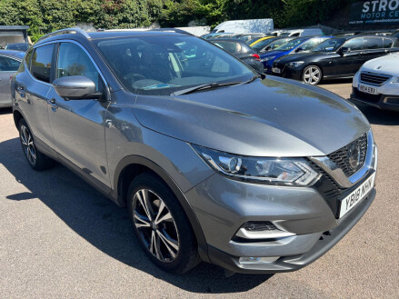 Nissan Qashqai 1.2 DIG-T N-Connecta Euro 6 (s/s) 5dr