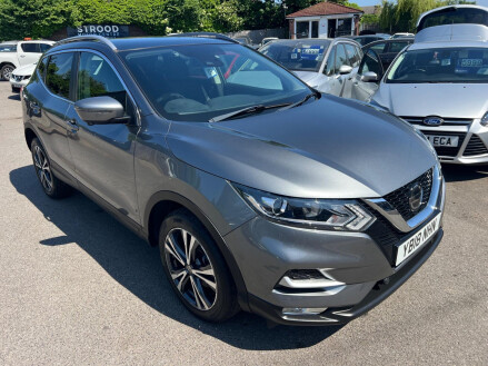 Nissan Qashqai 1.2 DIG-T N-Connecta Euro 6 (s/s) 5dr
