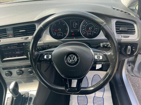Volkswagen Golf 1.6 TDI BlueMotion Tech Match DSG Euro 5 (s/s) 5dr 19