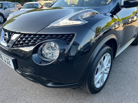 Nissan Juke 1.2 DIG-T N-Connecta Euro 6 (s/s) 5dr 10