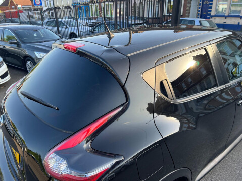 Nissan Juke 1.2 DIG-T N-Connecta Euro 6 (s/s) 5dr 15