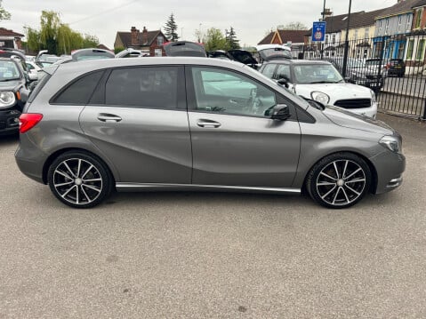 Mercedes-Benz B Class 1.8 B200 CDI Sport 7G-DCT Euro 5 (s/s) 5dr 7
