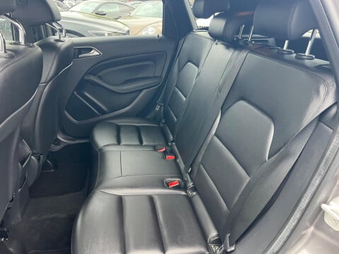 Mercedes-Benz B Class 1.8 B200 CDI Sport 7G-DCT Euro 5 (s/s) 5dr 32