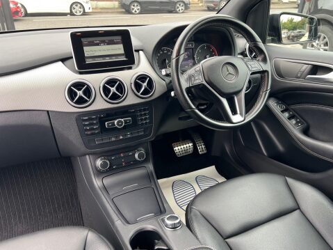 Mercedes-Benz B Class 1.8 B200 CDI Sport 7G-DCT Euro 5 (s/s) 5dr 27