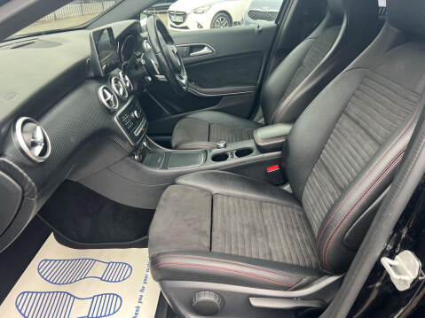 Mercedes-Benz A Class 1.5 A180d AMG Line (Premium) 7G-DCT Euro 6 (s/s) 5dr 27