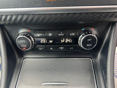 Mercedes-Benz A Class 1.5 A180d AMG Line (Premium) 7G-DCT Euro 6 (s/s) 5dr 40