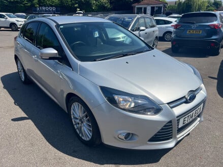 Ford Focus 1.0T EcoBoost Zetec Euro 5 (s/s) 5dr