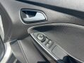 Ford Focus 1.0T EcoBoost Zetec Euro 5 (s/s) 5dr 29