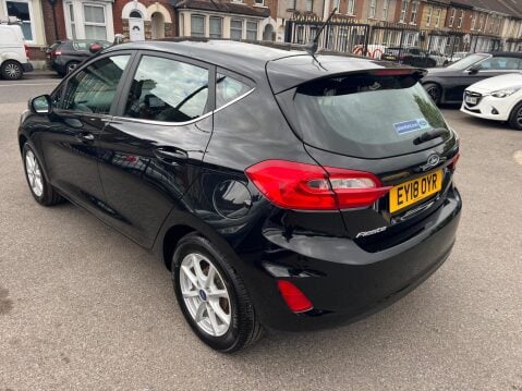 Ford Fiesta 1.1 Ti-VCT Zetec Euro 6 (s/s) 5dr 4