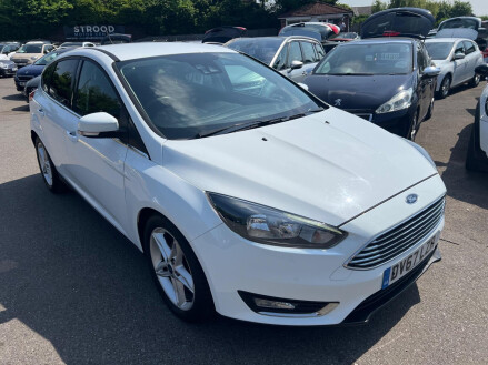 Ford Focus 1.0T EcoBoost Titanium Auto Euro 6 (s/s) 5dr
