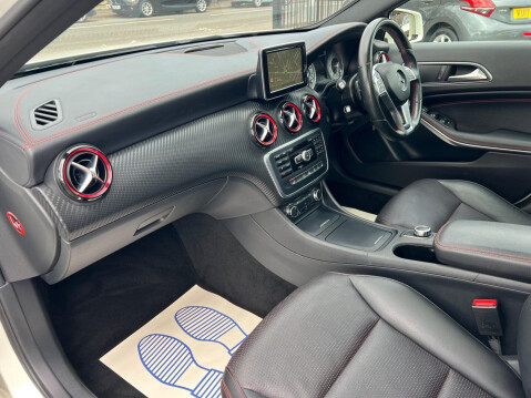 Mercedes-Benz A Class 2.0 A250 Engineered by AMG 7G-DCT 4MATIC Euro 6 (s/s) 5dr 27