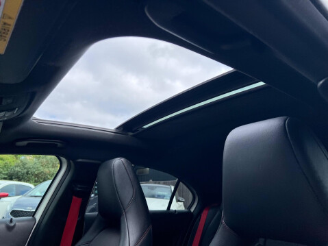 Mercedes-Benz A Class 2.0 A250 Engineered by AMG 7G-DCT 4MATIC Euro 6 (s/s) 5dr 37