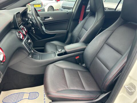 Mercedes-Benz A Class 2.0 A250 Engineered by AMG 7G-DCT 4MATIC Euro 6 (s/s) 5dr 29