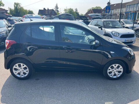 Hyundai i10 1.0 SE Euro 5 5dr 7