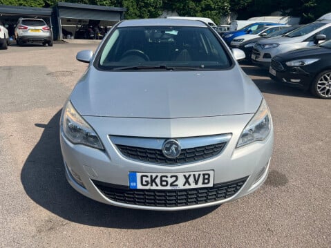 Vauxhall Astra 1.4 16v Active Euro 5 5dr 2